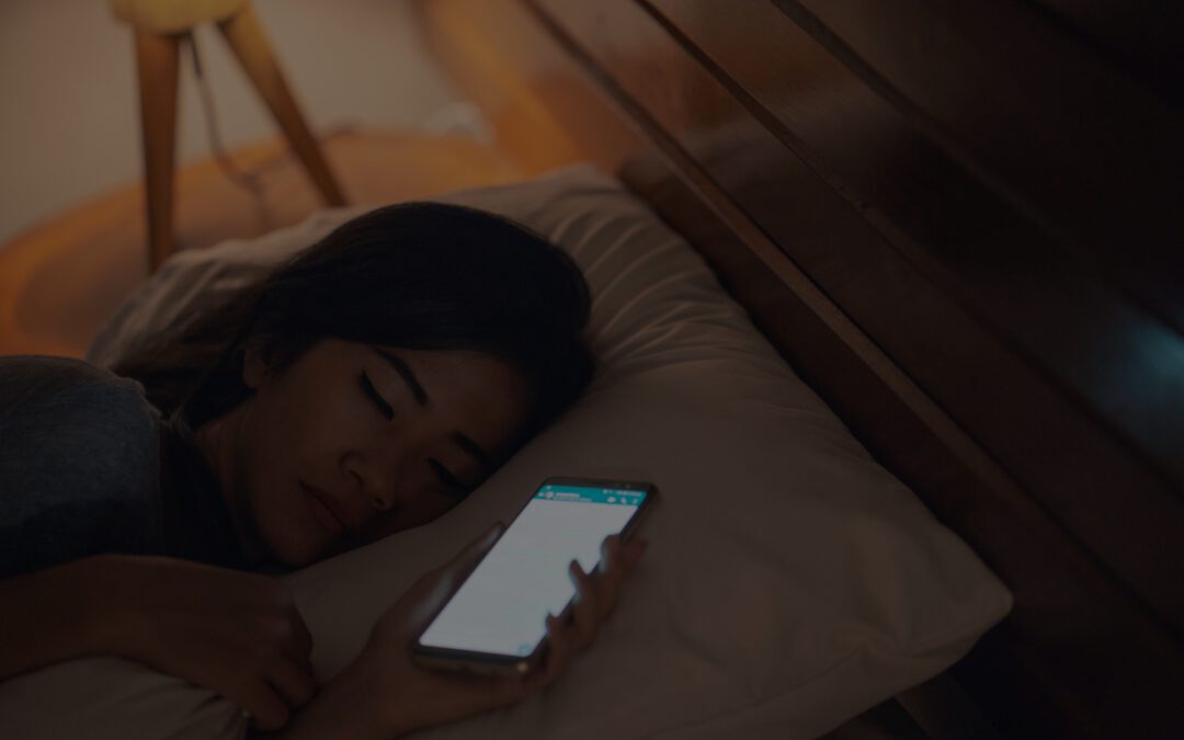 Envejecimiento digital: lo que las pantallas le están haciendo a tu piel
